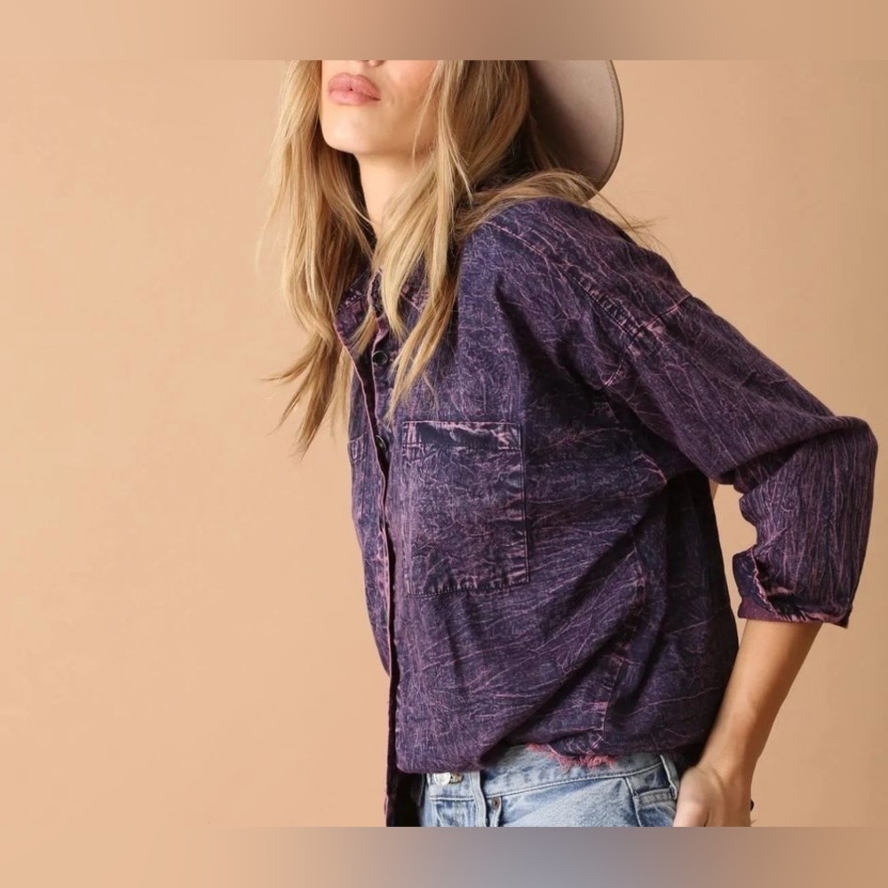 Electric & Rose Elliot Dresshirt Acid Denim.  100% cotton. 💜💟